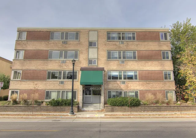 Homes for sale in Minneapolis, MN | 3120 Hennepin Ave #107, Minneapolis, MN 55408 | MLS# 6623146