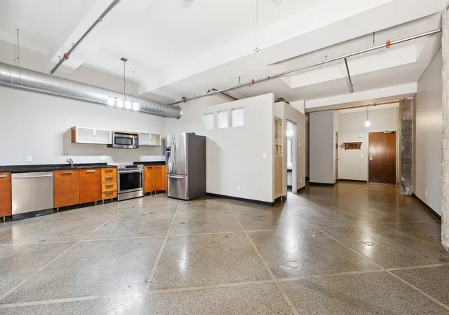 Photo 2 of Condo for sale at 350 Saint Peter St #307, Saint Paul, MN 55102 | MLS# 6626536 | Listing updated on 2026-10-21