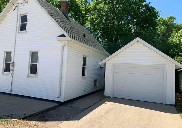 Photo 2 of Single Family Residence at 838 7th Street, Westbrook, MN 56183 | MLS# 6630502 | | Sold on 2024-12-20