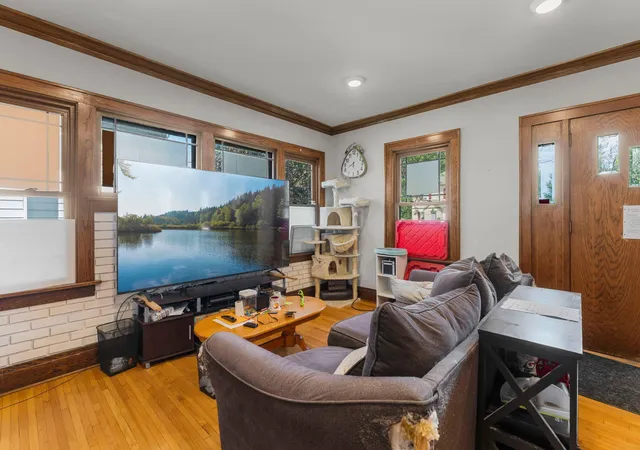 Photo 3 of Single family home for sale at 709 10th Street NE, Austin, MN 55912 | MLS# 6648336 | Listing updated on 2026-08-24
