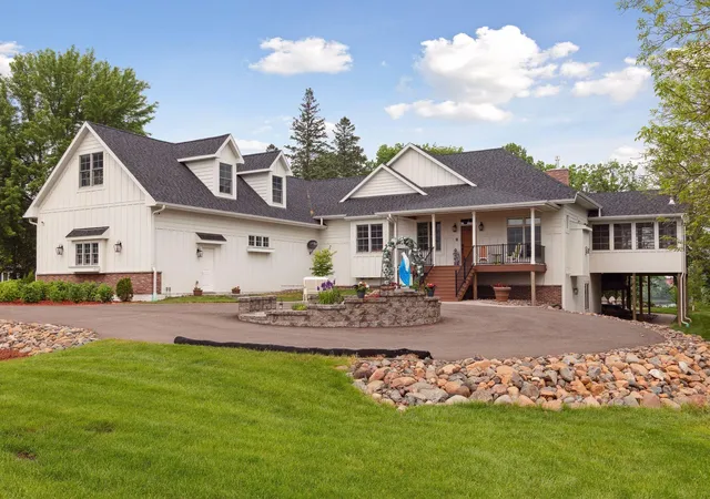 4th image of 92176 Heppner Rd, Sturgeon Lake, MN 55783 | MLS# 6650010