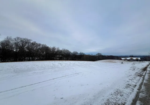 5th image of 27055 River View Ct, Red Wing, MN 55066 | MLS# 6654823