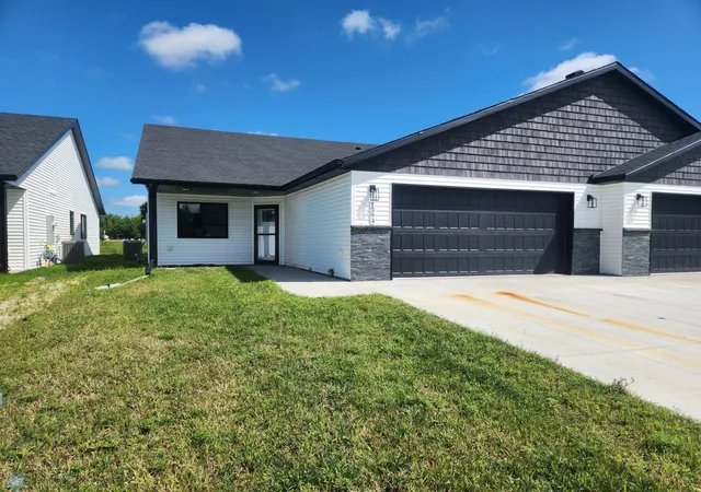 Photo 1 of Townhouse for sale at 1394 Prairie Ln, Wahpeton, ND 58075 | MLS# 6658789 | Listing updated on 2026-09-15