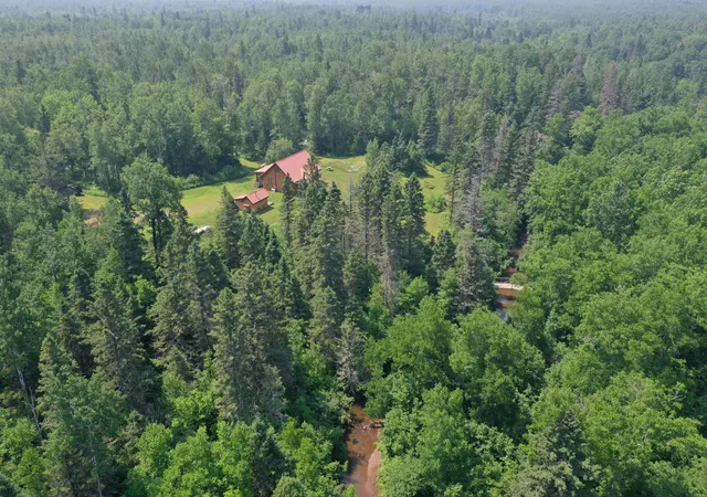 3rd image of 3437 Blueberry Hill Rd, Two Harbors, MN 55616 | MLS# 6670887