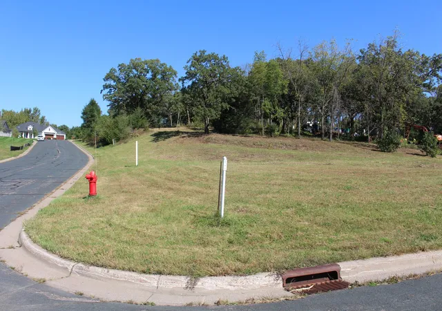Photo 2 of Land for sale at 1730 River Shore Dr, Hastings, MN 55033 | MLS# 6674308 | Listing updated on 2026-09-17