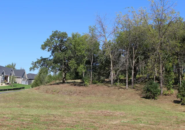 Photo 3 of Land for sale at 1730 River Shore Dr, Hastings, MN 55033 | MLS# 6674308 | Listing updated on 2026-09-17