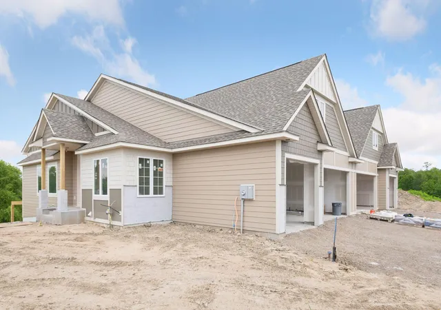 Photo 3 of Sale Pending at 4553 Tovero Trl, Hamel, MN 55340 | MLS# 6681724 | Listing updated on 2026-08-03