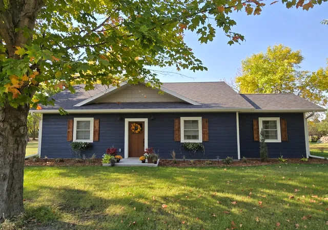 Photo 1 of Single family home for sale at 446 Pacific Ave, Hancock, MN 56244 | MLS# 6684947 | Listing updated on 2026-08-21