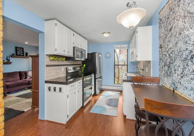 Listing Photo 5 - Condo for sale in building located at 1801 Elliot Ave, Minneapolis, MN 55404 - Unit #5