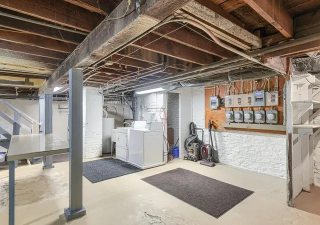 30th image of 518 Laurel Ave, Saint Paul, MN 55102 | MLS# 6689608