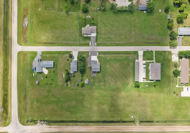 Homes for sale in Fairmount, ND | 200 6th St S, Fairmount, ND 58030 | MLS# 6693945