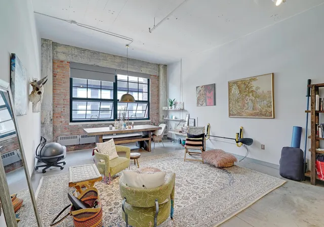 3rd image of 250 Park Ave #305, Minneapolis, MN 55415 | MLS# 6696121