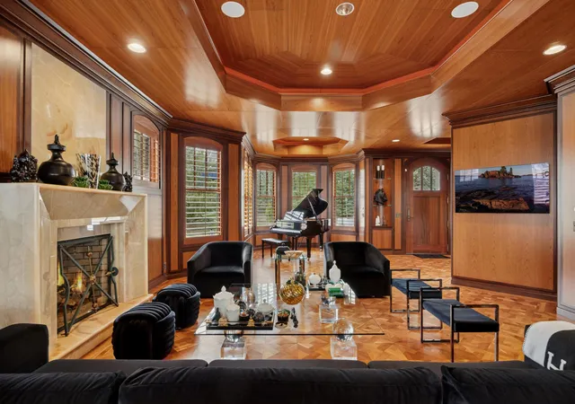 2nd image of 540 Rice St E, Wayzata, MN 55391 | MLS# 6697633