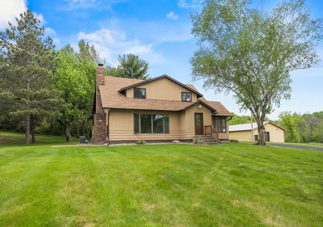 Photo 3 of Single family home for sale at 2591 Carver Ave E, Saint Paul, MN 55119 | MLS# 6702970 | Listing updated on 2026-10-02