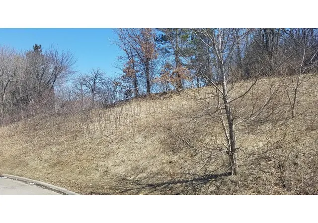 4th image of 13868 Glendale Ct, Saint Paul, MN 55124 | MLS# 6703715