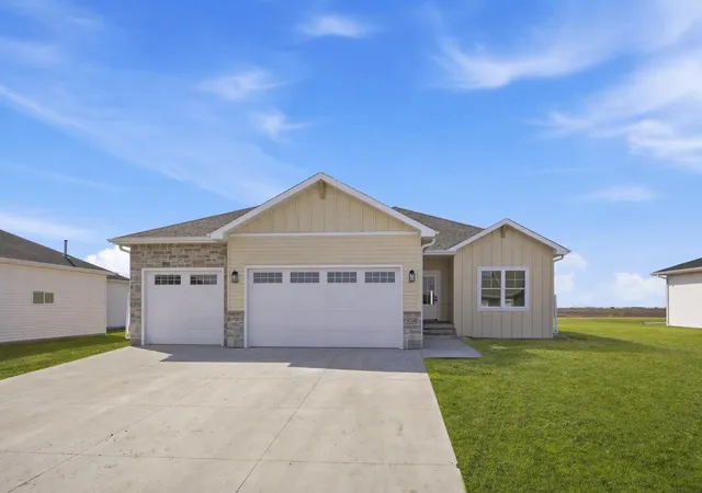 1st image of 4288 Pine Pkwy S, Fargo, ND 58104 | MLS# 6707491