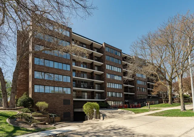 1st image of 600 4Th St Sw #308, Rochester, MN 55902 | MLS# 6710178