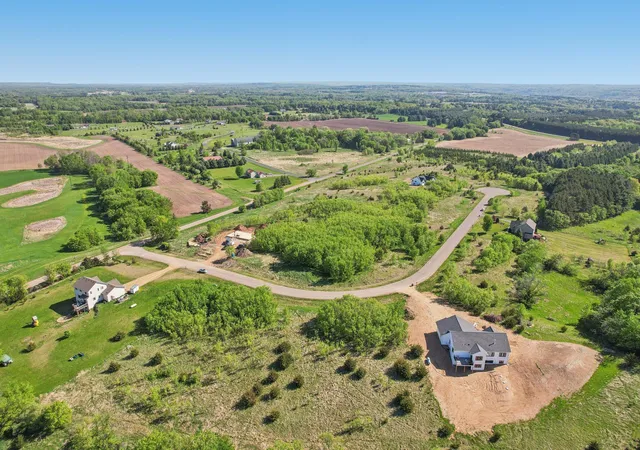 3rd image of Lot 4 Blk 5 Silo Ct, Shafer, MN 55074 | MLS# 6711636