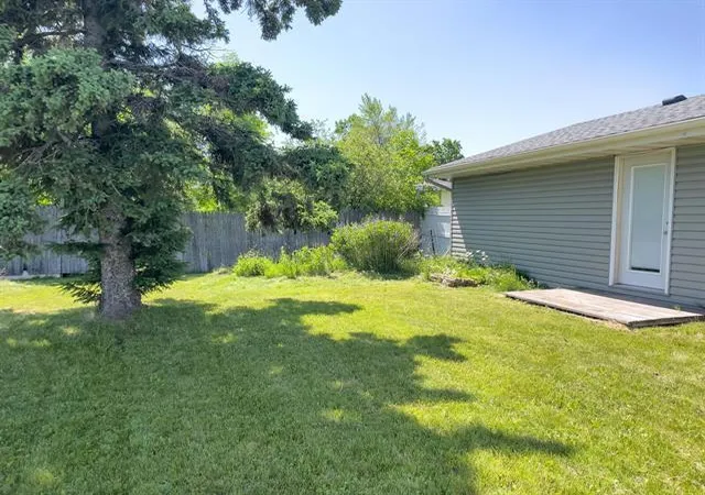 4th image of 53 Edwards Dr, Silver Bay, MN 55614 | MLS# 6711996