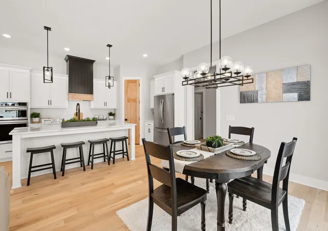 5th image of 8031 196Th St, Lakeville, MN 55044 | MLS# 6713475
