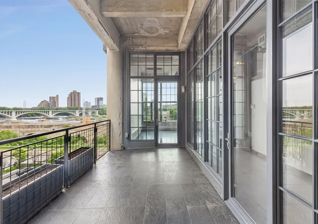Listing Photo 4 - Condo for sale in building located at 700 S 2Nd St, Minneapolis, MN 55401 - Unit #W31