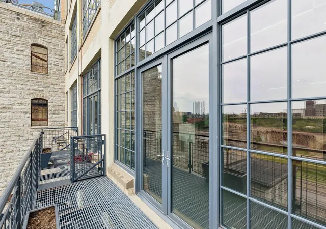 Listing Photo 5 - Condo for sale in building located at 700 S 2Nd St, Minneapolis, MN 55401 - Unit #W31