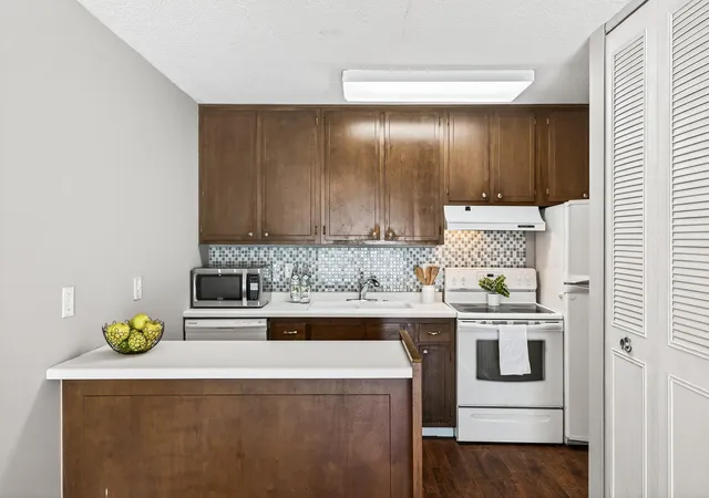 Photo 3 of Condo for sale at 4029 14th Ave S #1G, Minneapolis, MN 55407 | MLS# 6722947 | Listing updated on 2026-08-03