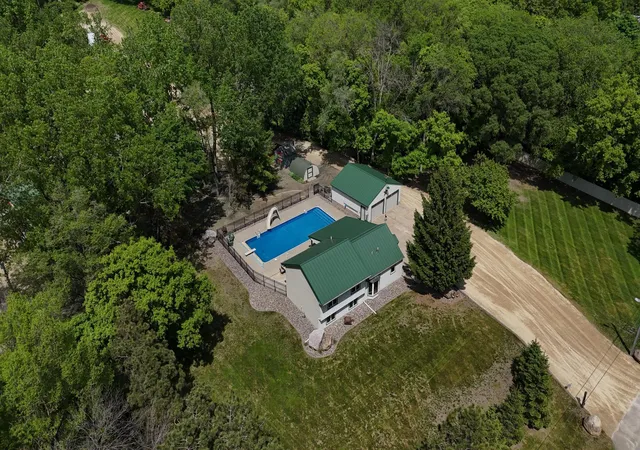 Photo 1 of Single family home for sale at 2511 Carver Ave E, Saint Paul, MN 55119 | MLS# 6724602 | Listing updated on 2026-08-25