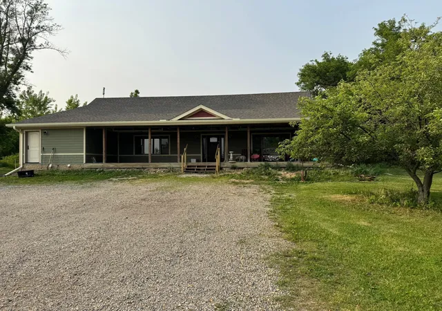 1st image of 15913 810th Ave, Glenville, MN 56036 | MLS# 6726073