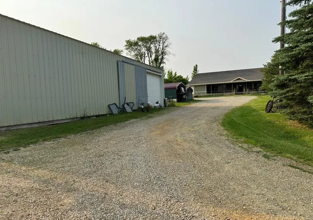 3rd image of 15913 810Th Ave, Glenville, MN 56036 | MLS# 6726073
