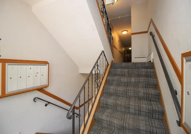 3rd image of 3018 Aldrich Ave S, Minneapolis, MN 55408