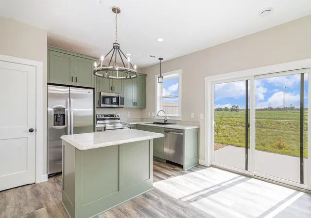 Photo 1 of Single family home for sale at 811 Viburnum St, Belle Plaine, MN 56011 | MLS# 6727681 | Listing updated on 2026-08-13