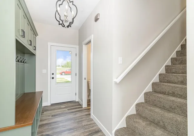 Photo 3 of Single family home for sale at 811 Viburnum St, Belle Plaine, MN 56011 | MLS# 6727681 | Listing updated on 2026-08-13