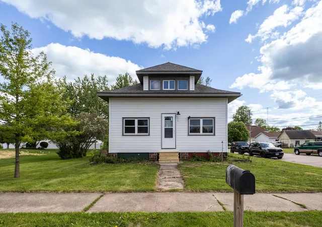 Single Family Residence at 115 1st Avenue NE, Plainview, MN 55964 | MLS# 6729418 | | Sold on 2025-07-15