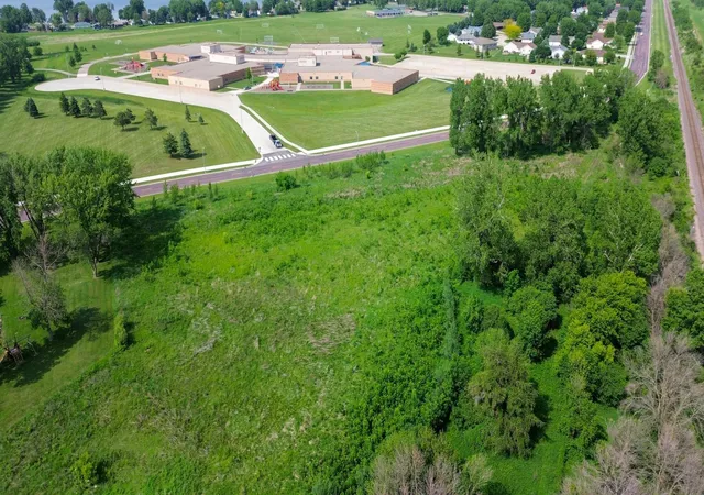 Photo 2 of Land for sale at Tbd 1st Avenue SW, Worthington, MN 56187 | MLS# 6734829 | Listing updated on 2026-09-21