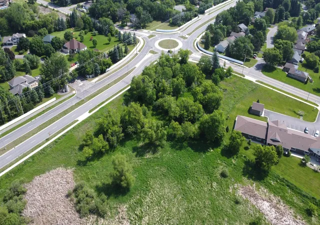 2nd image of 3305 Cooper Ave S, Saint Cloud, MN 56301 | MLS# 6737311