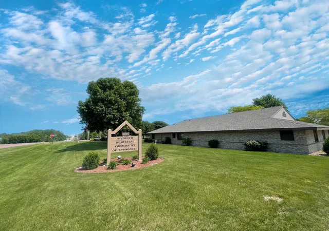 Homes for sale in Springfield, MN | 401 S County Road 5, Springfield, MN 56087 | Houzeo