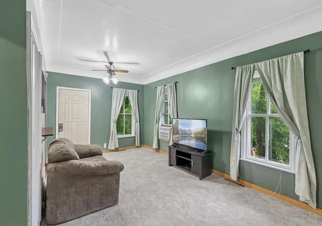 Photo 4 of Single family home for sale at 377 Winona St E, Saint Paul, MN 55107 | MLS# 6738279 | Listing updated on 2026-10-08