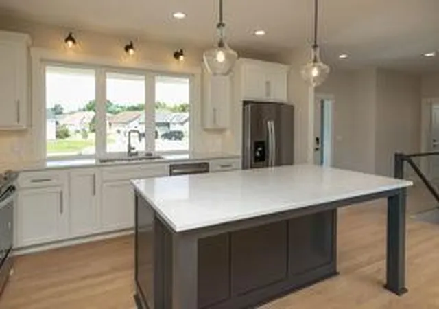 4th image of 1945 Spruce Meadows Dr Se, Rochester, MN 55904 | MLS# 6739769