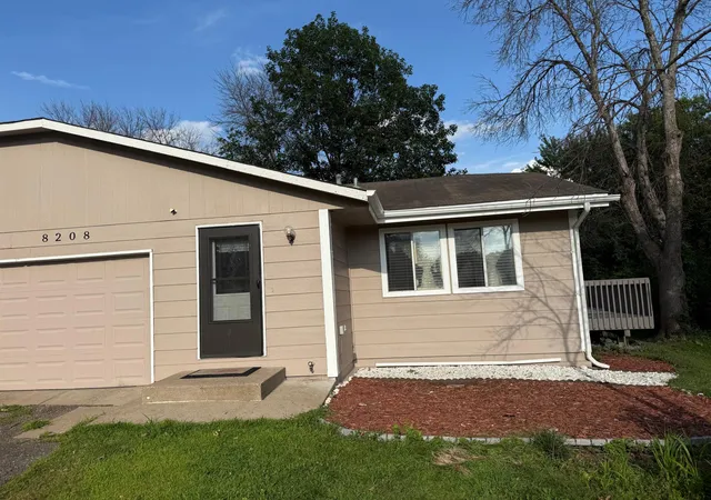 3rd image of 8208 Halifax Ct N, Brooklyn Park, MN 55443