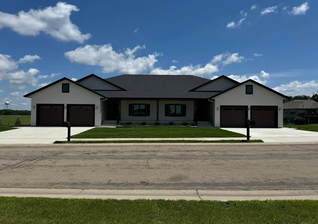 3rd image of 2334 9Th St W, Albert Lea, MN 56007 | MLS# 6751732