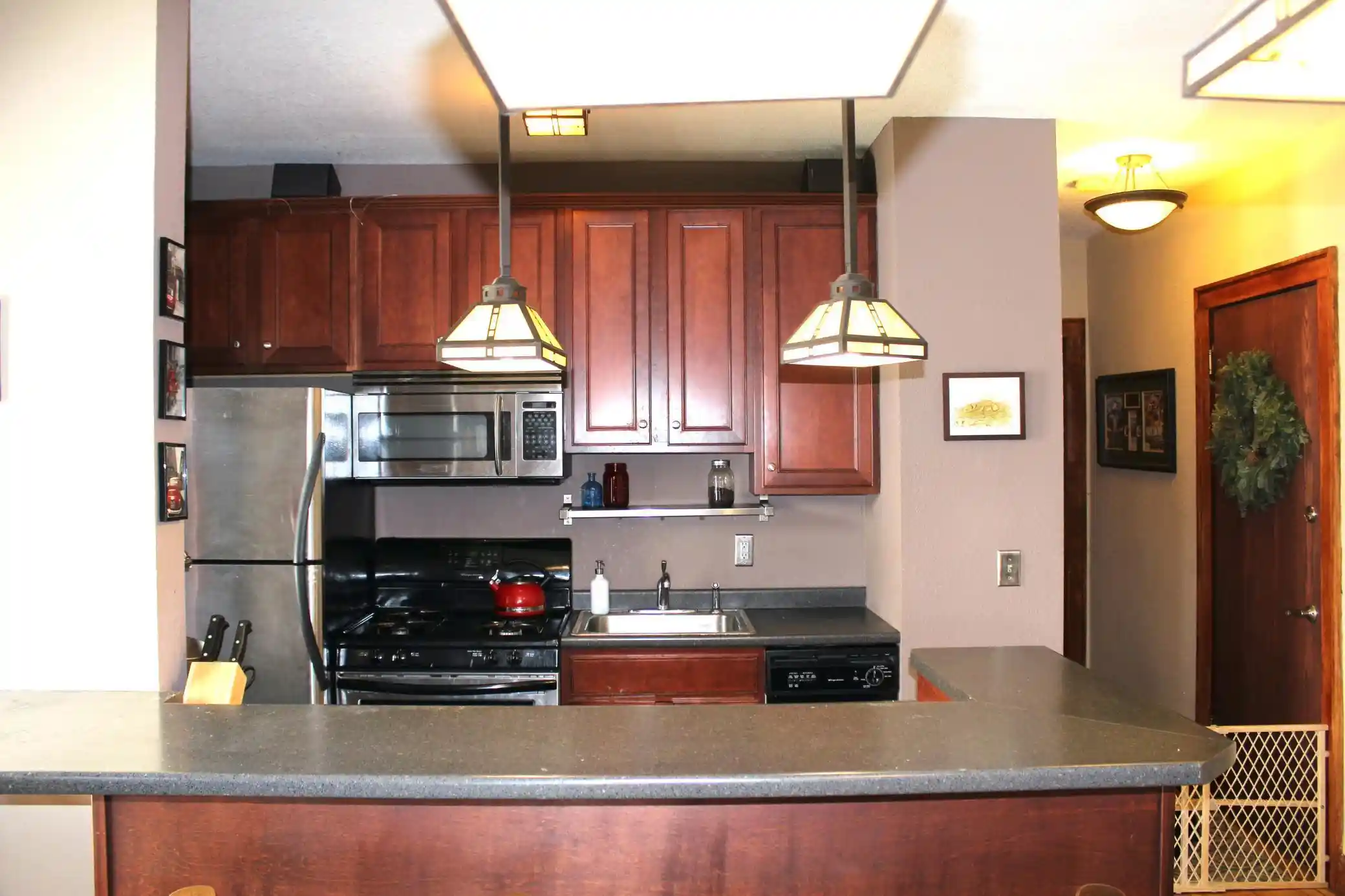 Listing Photo 2 - Condo for sale in 1812 Clinton Ave located at 1812 Clinton Ave, Minneapolis, MN 55404 - Unit #303