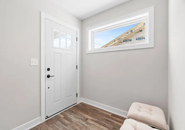 Photo 2 of Single family home for sale at 2345 17th Ave E, Saint Paul, MN 55109 | MLS# 6752706 | Listing updated on 2026-08-19