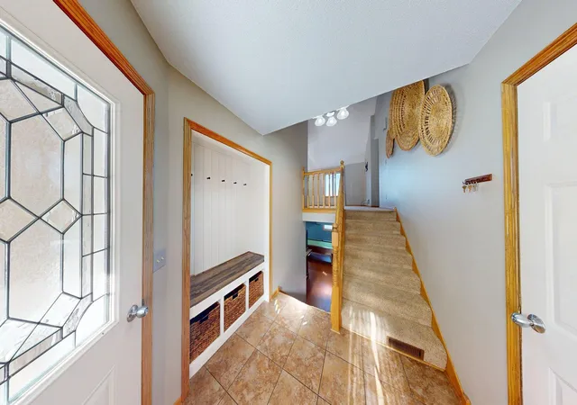 Photo 3 of Single family home for sale at 2210 9th Avenue Se, Willmar, MN 56201 | MLS# 6754675 | Listing updated on 2026-09-03