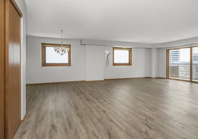 Listing Photo 5 - Condo for sale in building located at 66 9th St E, St. Paul, MN 55101 - Unit #2315