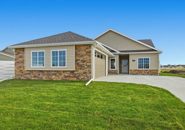 Photo 2 of Sale Pending at 6230 21st Street S, Fargo, ND 58104 | MLS# 6757167 | Listing updated on 2026-10-14