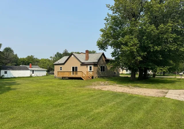 Homes for sale in Mahnomen, MN | 301 W Garfield Ave, Mahnomen, MN 56557 | MLS# 6758625