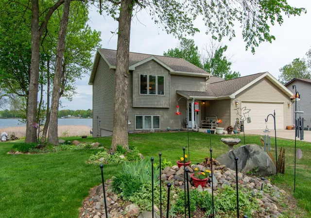 Homes for sale in Isle, MN | 1900 White Cloud Dr E, Isle, MN 56342 | MLS# 6758876