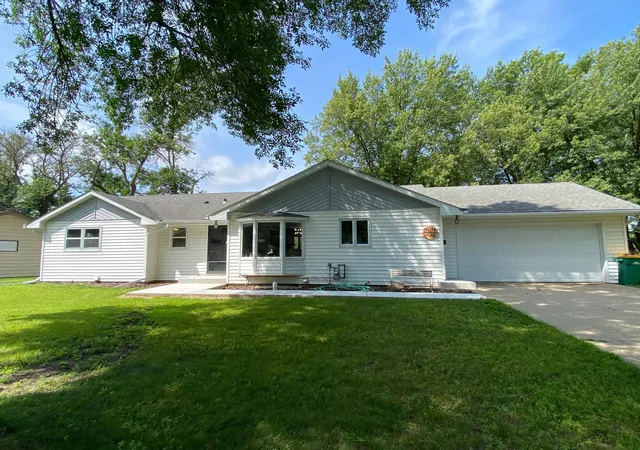1st image of 314 Garden Rd, Albert Lea, MN 56007 | MLS# 6759784