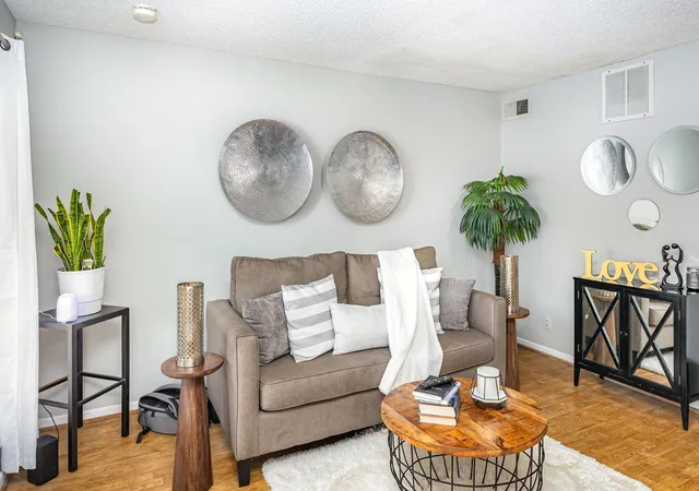 5th image of 7942 Yates Ave N, Brooklyn Park, MN 55443 | MLS# 6760021